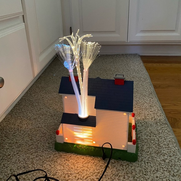 VTG CIB Avon Patriotic Lighted Fiber Optic House 4th Of July Fireworks Americana - Picture 16 of 17